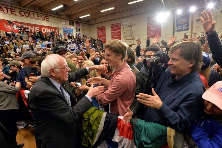 Los demócratas celebran las segundas primarias con Sanders como favorito