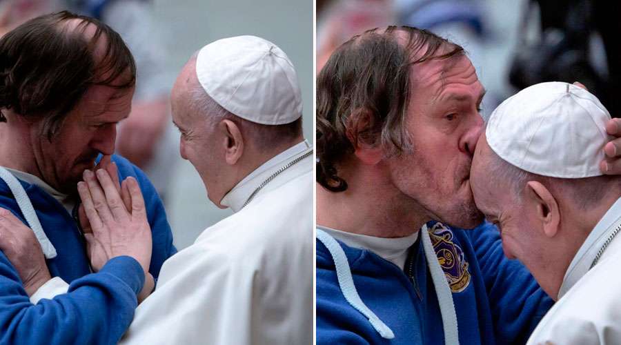 ¿Quién es el hombre que besó en la frente al Papa Francisco?