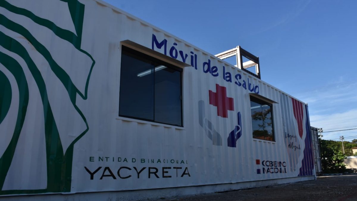 Yacyretá entrega dos consultorios móviles con tres terapias intermedias