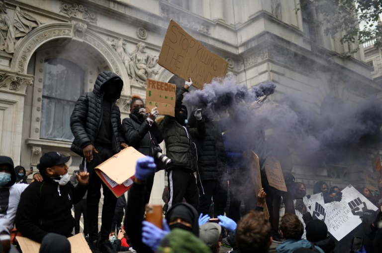 Boris Johnson asegura entender la ira de los manifestantes antirracismo