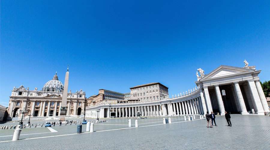 Vaticano advierte: Un bautismo no es válido cuando usan estas palabras