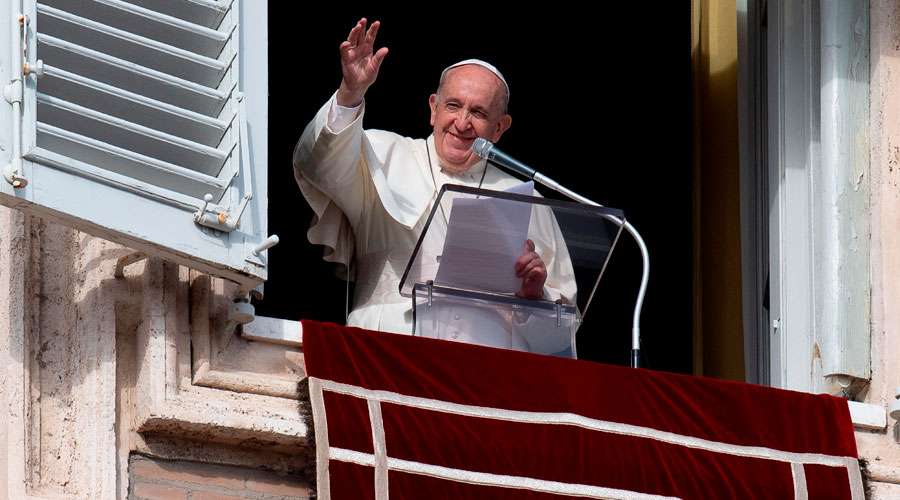 Papa Francisco: Dios te hará esperar, pero no te decepciona