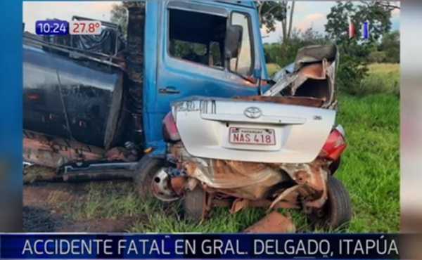 Joven conductor muere tras impactar contra camión en Itapúa