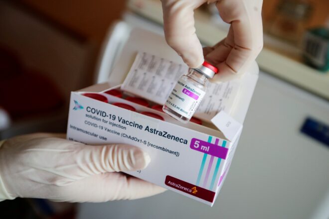 Regulador europeo dice que “no hay pruebas” contra la vacuna anticovid de AstraZeneca