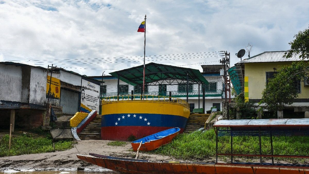 Seis “terroristas” mueren en operativo de Venezuela en frontera con Colombia