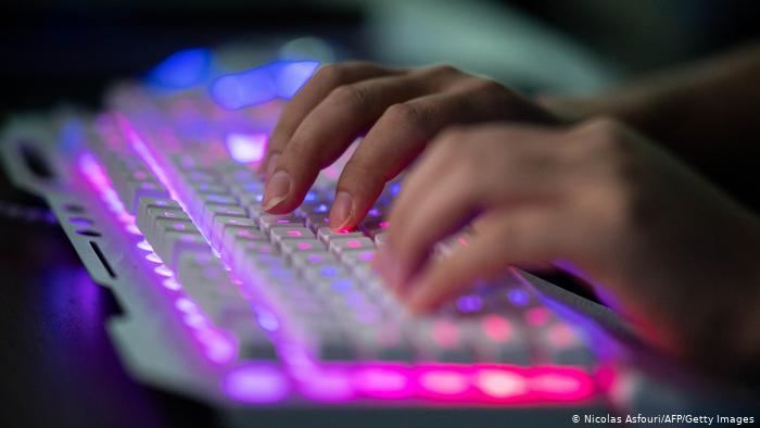 Hackers dicen haber violado 150.000 cámaras de seguridad en EE. UU.