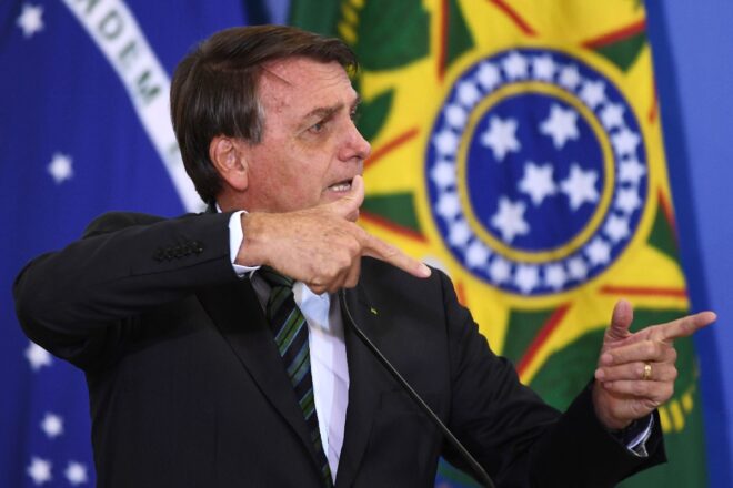 Tribunal Supremo de Brasil suspende partes de decretos de Bolsonaro sobre armas