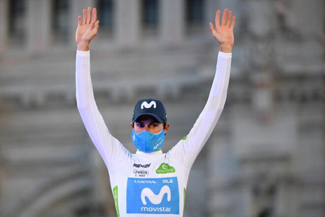 Enric Mas gana la 3ª etapa de la Vuelta a Valencia y se pone líder