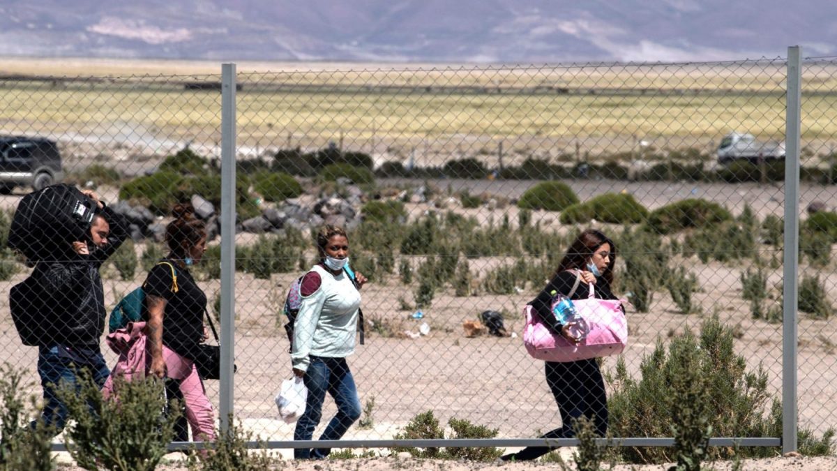 Chile. Obispo de Arica exige protección para inmigrantes detenidos por la policía