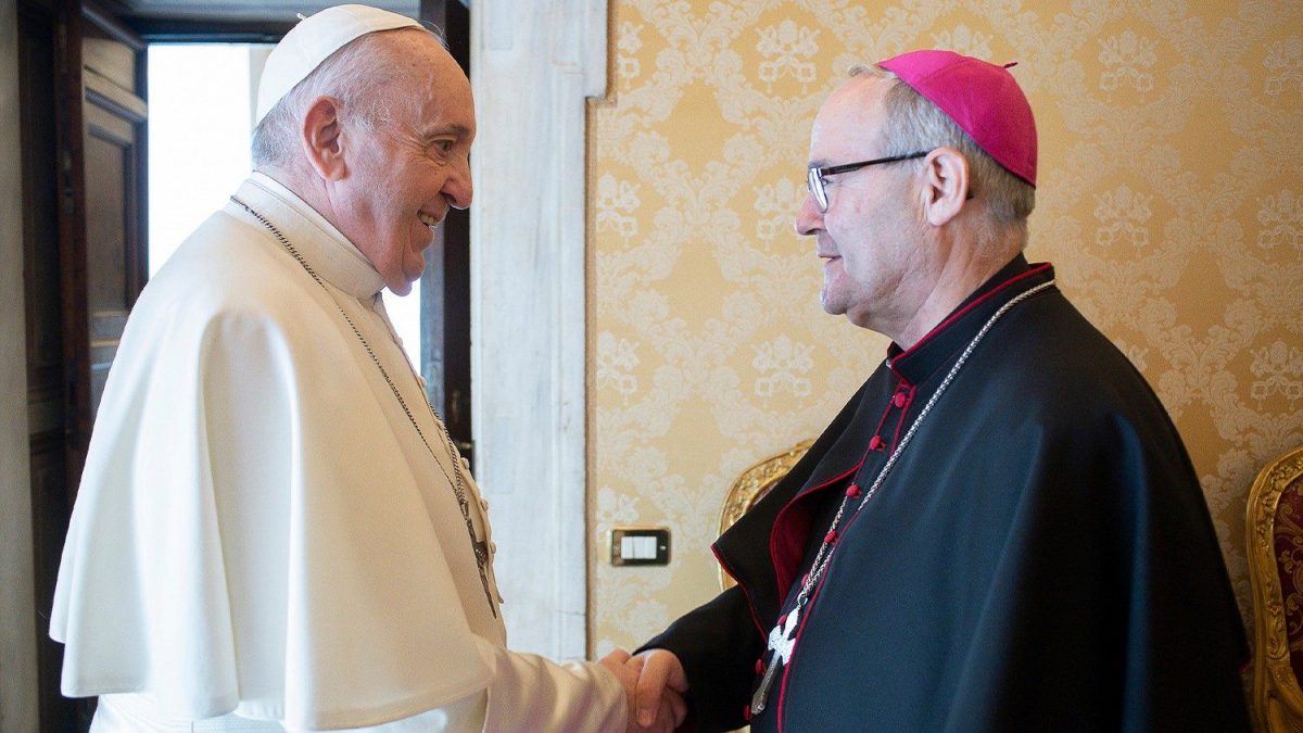 España. Arzobispo de Toledo: Evangelizar es integrar caridad, oración y servicio