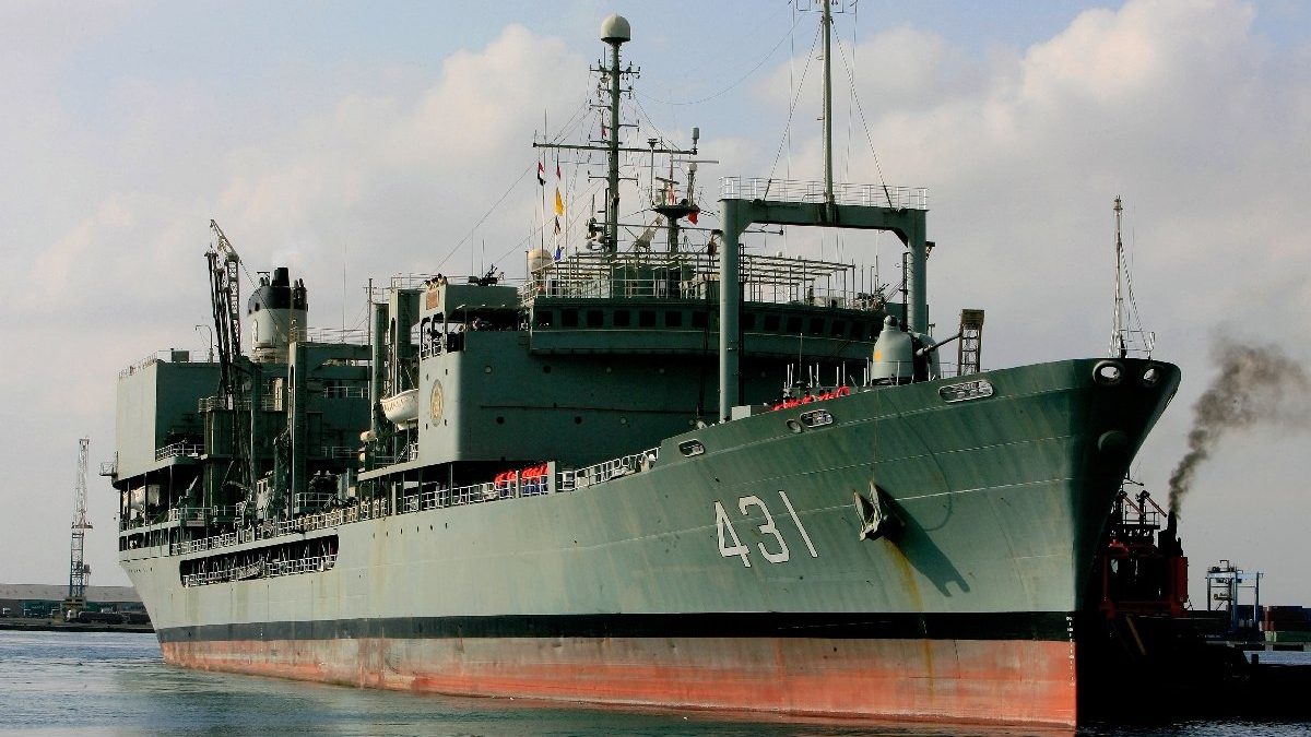 Marina de Irán anuncia naufragio de buque cisterna en el golfo de Omán sin provocar víctimas