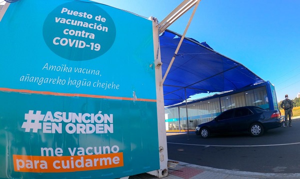 Habilitan vacunatorios en shoppings de Asunción