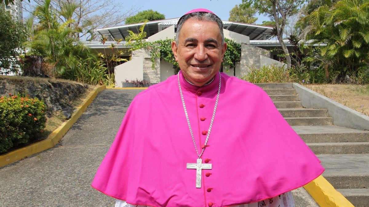 Monseñor Ulloa pide una «moratoria minera» en Panamá