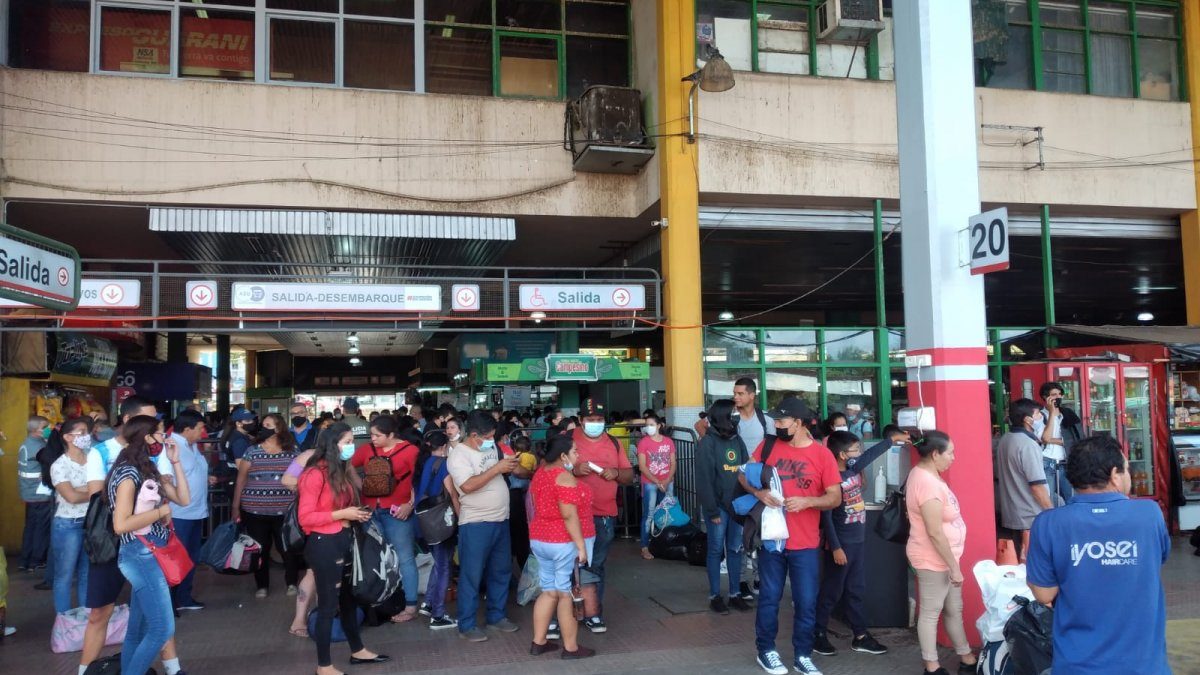 Hasta el momento 70 mil personas pasaron por la Terminal de Asunción