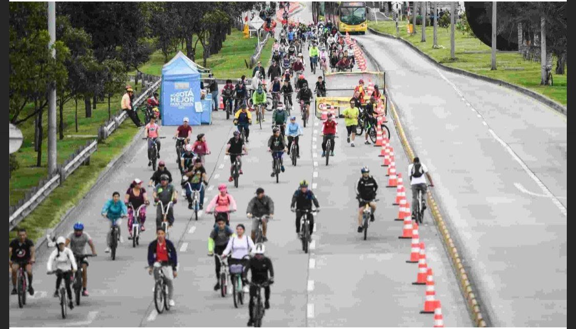 Bogotá y Cali : Día sin motos ni autos