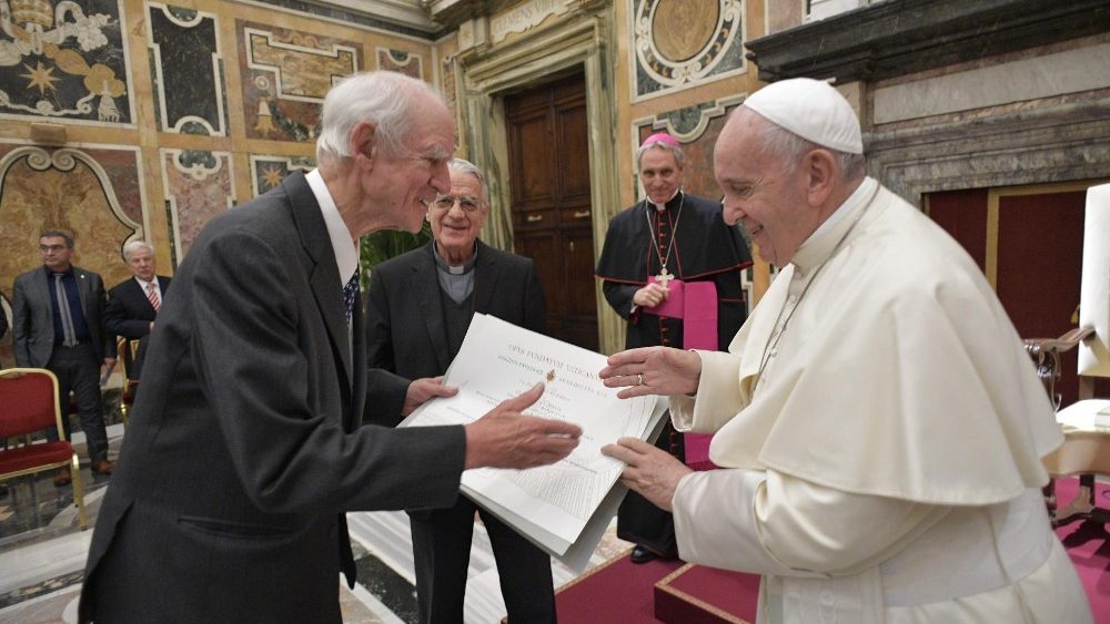 El Papa Francisco presidirá el Premio Ratzinger
