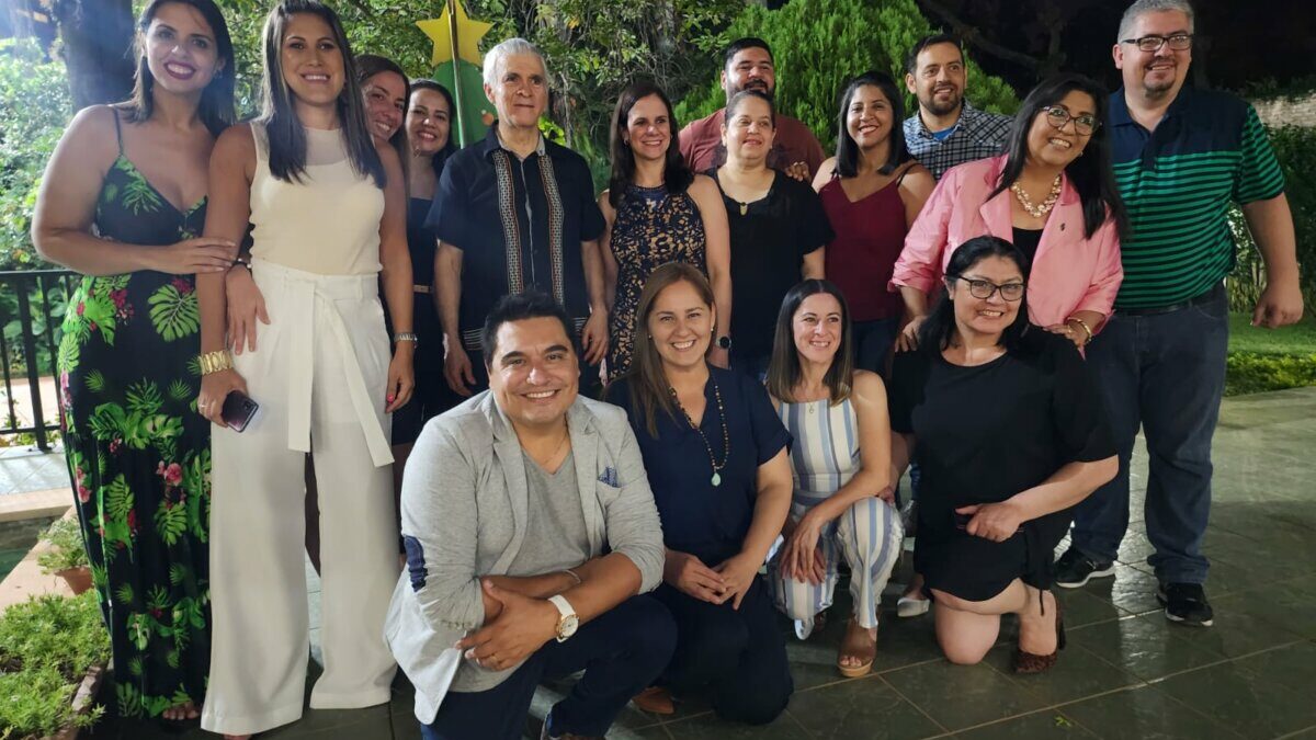 Exbecarios en México oficializan conformación de Asociación Paraguaya de Ex Estudiantes en México