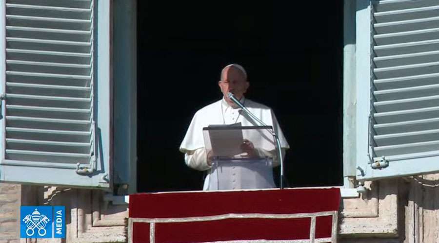 El Papa Francisco invita a las familias a mejorar la comunicación
