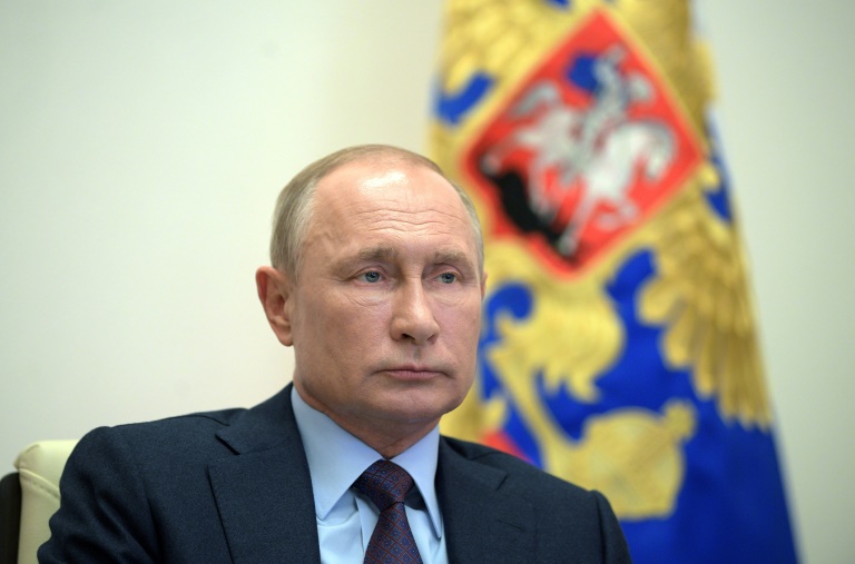 El coronavirus asesta un «duro golpe» a los planes de Putin en Rusia