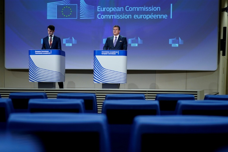 Medios y periodistas piden a la UE «medidas más fuertes» frente a la desinformación