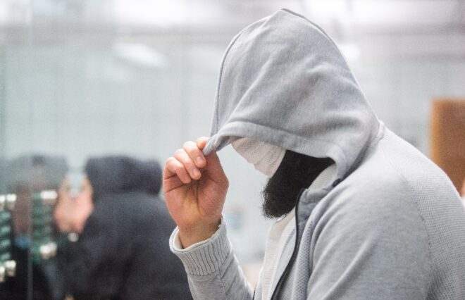 Condenan a 10 años y medio de prisión al “cerebro” de Estado Islámico en Alemania