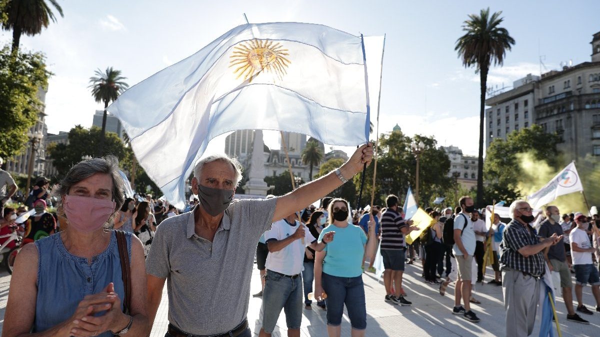 Numerosas protestas opositoras en Argentina contra ‘vacunación vip’