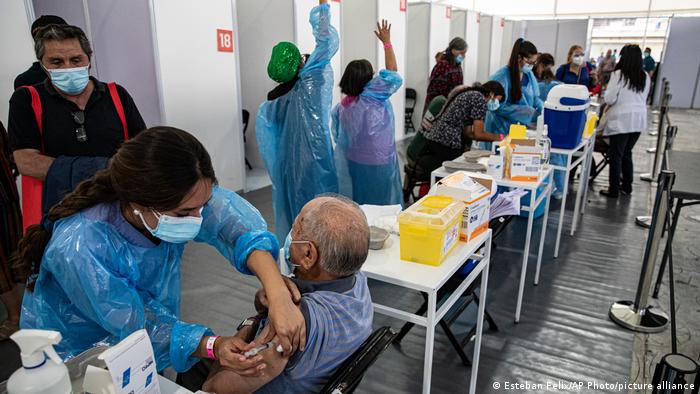 Chile supera el millón de personas vacunadas contra COVID-19