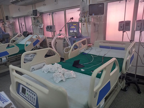 Tras protestas, Salud habilitará ocho camas de terapia en Clínicas