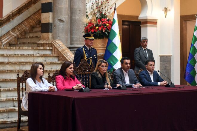 Perú recibió solicitud de refugio de ministra de expresidenta boliviana Áñez