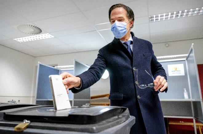 Último día de las elecciones en Holanda, marcadas por la pandemia