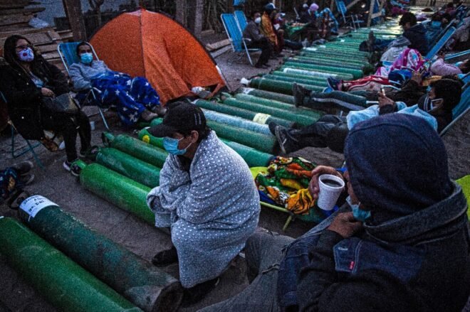 Perú supera los 50.000 muertos por covid-19
