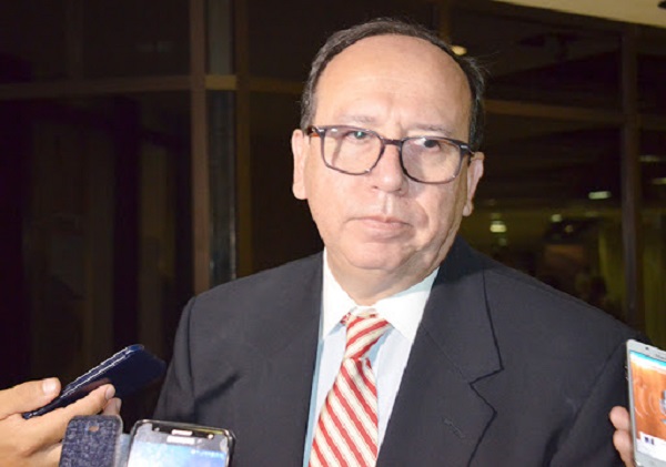 Ejecutivo nombra a Manuel Cáceres como director interino de Itaipú
