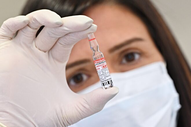Italia dejó de recibir millones de vacunas contra el covid