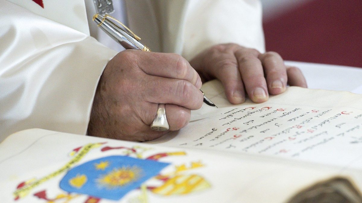 Nombramientos pontificios para España y Perú