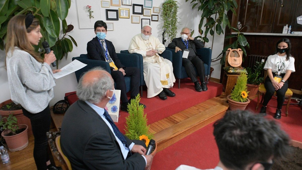 El Papa a los jóvenes de Scholas: «No tengan miedo de ir más allá de las fronteras»