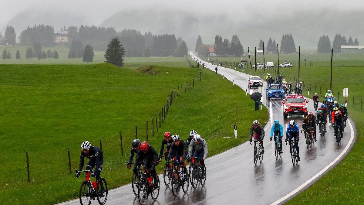 La etapa reina del Giro pierde dos puertos este lunes por el mal tiempo