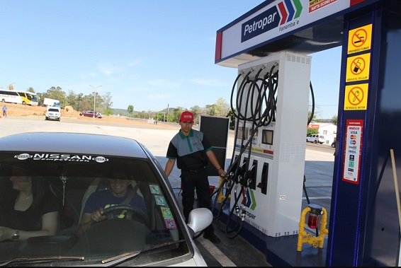 Petropar decide elevar precios de sus combustibles desde este sábado