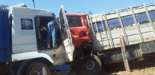 Choque entre camiones de gran porte deja un fallecido en el Chaco
