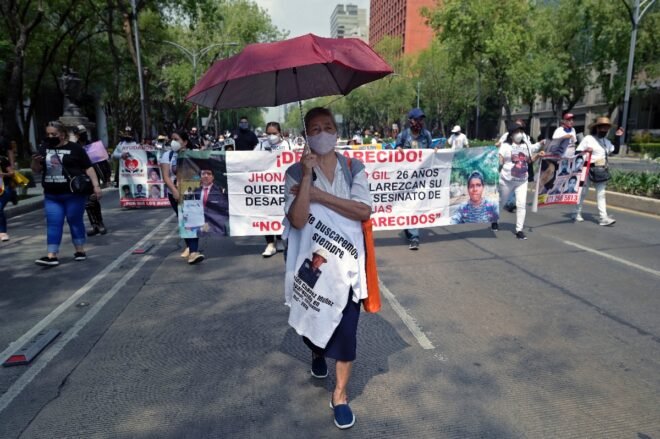 “¡¿Dónde están nuestros hijos?!”, gritan mujeres en México en el Día de la Madre