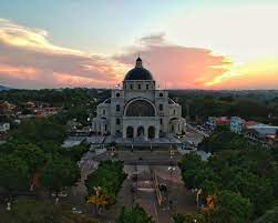 «Obispo Valenzuela: Vamos a mejorar nuestra Basílica»