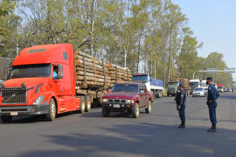 Paro de camioneros: Policía Nacional buscará el diálogo y evitará cortes de rutas