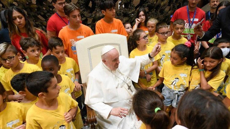 El Papa: Un sano equilibrio entre modernidad y culturas ancestrales