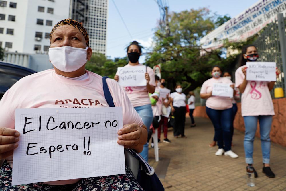 Lucha del cáncer de mama: Autocontrol y acudir a especialistas pueden salvar vidas