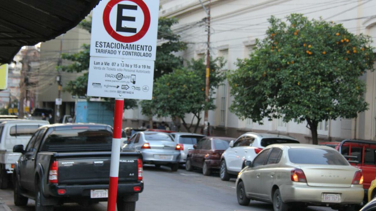 Federico Mora acusa que hay medios que buscan deslegitimar estacionamiento tarifado