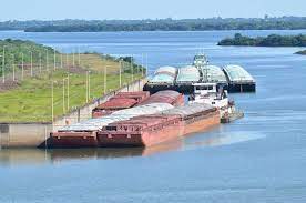 Argentina sigue con la intención de cobrar peaje en la Hidrovía Paraguay – Paraná
