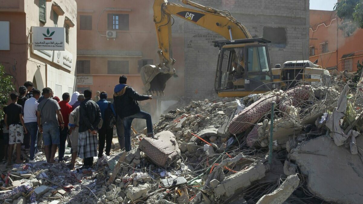 Tras terremoto en Marruecos contabilizan hasta el momento más de 2.200 muertos y 2 mil heridos