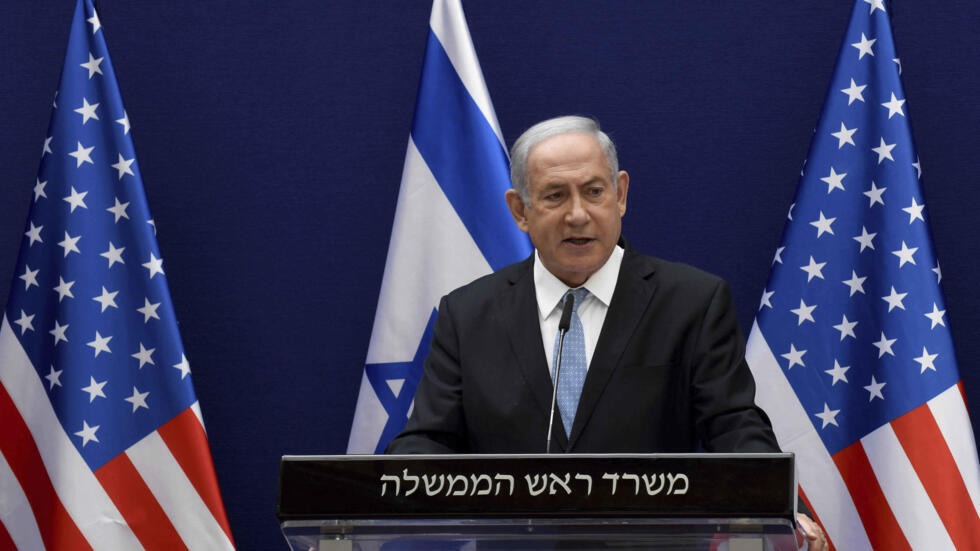 “EE.UU. apoya a Israel por debajo de la mesa”