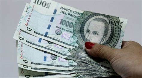 Critican a CONASAM por anunciar reajuste antes de tiempo