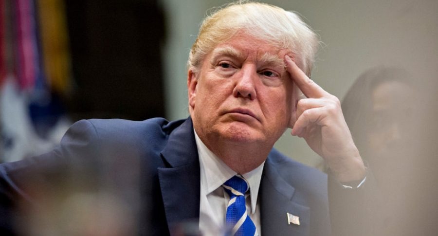 Trump amenaza con imponer 50 % de aranceles al Brasil