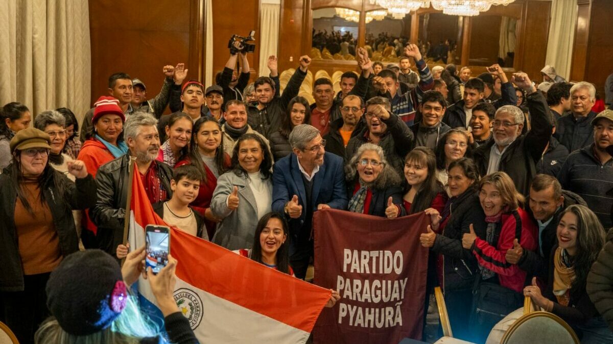 Oposición comienza a articularse con miras a 2028
